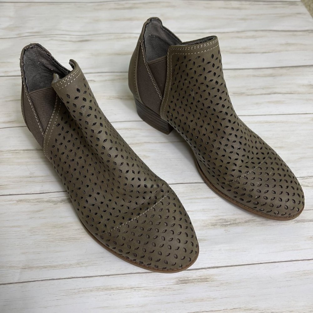 SEYCHELLES Perforated Brown Ankle Boots Size 7 - Picture 9 of 11